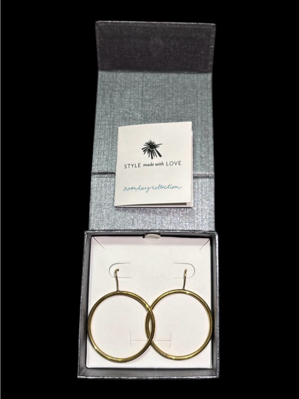 Forward Facing Elegant Gold Hoop Earrings